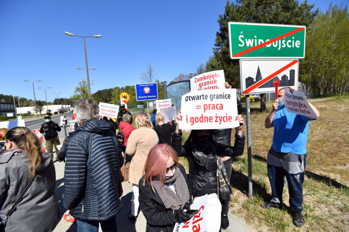 Protesty na granicy w Świnoujściu - 8 maja 2020