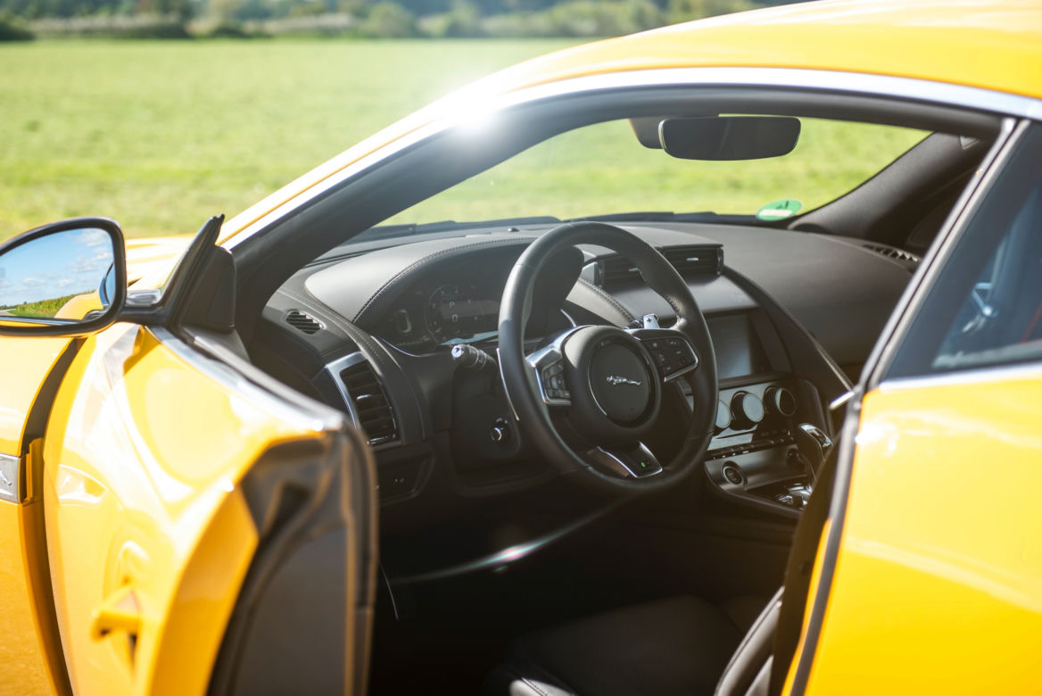Jaguar F-Type R 5.0 V8 575 KM AWD