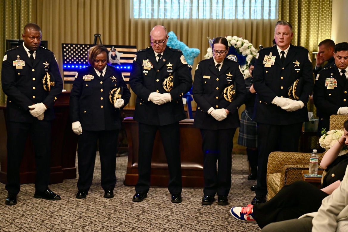 Pożegnali zastrzeloną policjantkę z Chicago, zatrzymali kolejnego podejrzanego