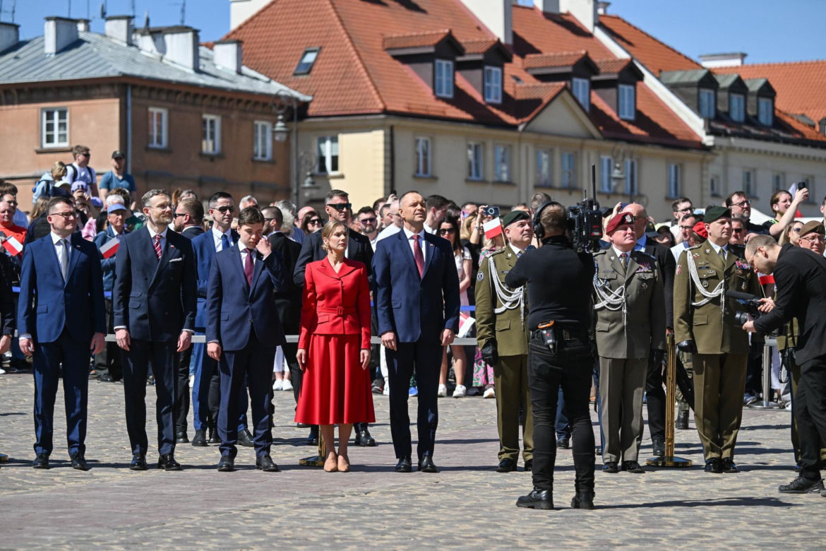 Obchody Dnia Flagi Rzeczypospolitej z udziałem Pary Prezydenckiej. Marta Nawrocka nadała szyku 2 maja