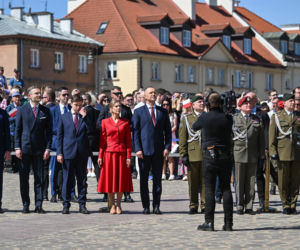 Obchody Dnia Flagi Rzeczypospolitej z udziałem Pary Prezydenckiej. Marta Nawrocka nadała szyku 2 maja