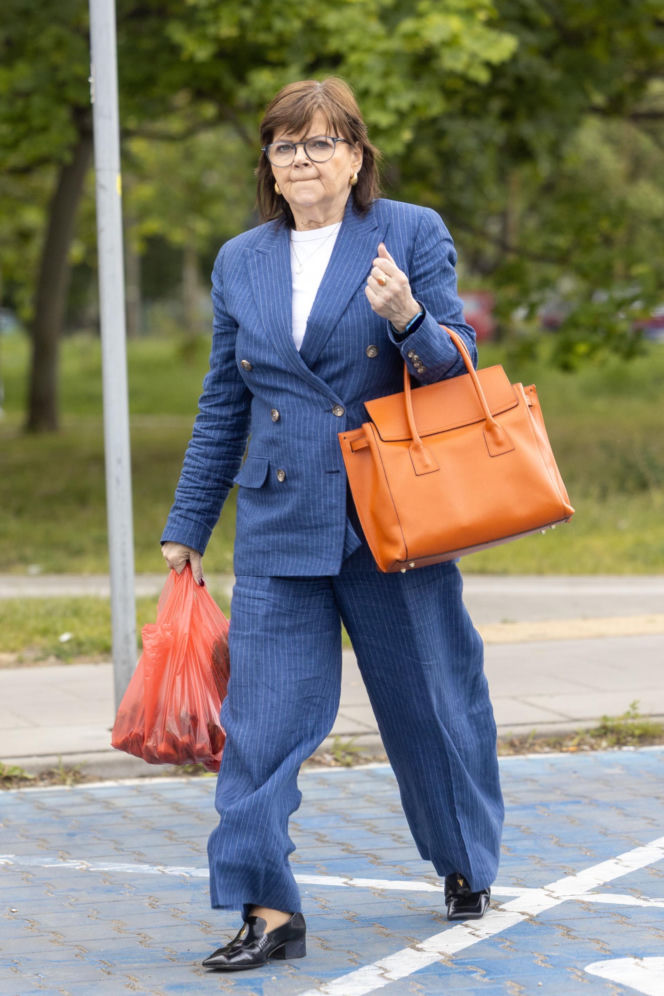 Izabela Leszczyna łamie przepisy