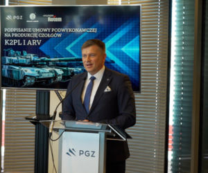 4 umowy wykonawcze Bumar-Łabędy