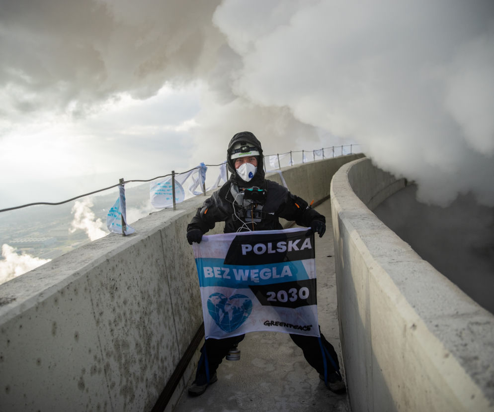 Trwa protest aktywistów Greenpeace