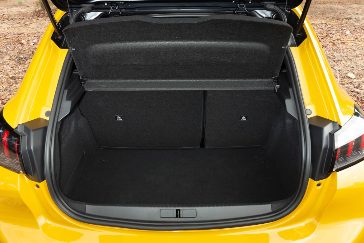 Peugeot 208 - wnętrze