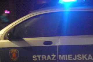 Był tak pijany, że nie wiedział jak się nazywa. Strażnicy musieli TO zrobić