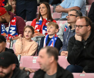 Tak kibice Wisły Kraków bawili się na trybunach. Znajdź się na zdjęciach