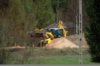 Buduje pałac w Budzie