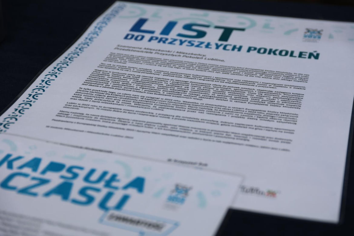 Uroczyste odsłonięcie tablicy al. Europejskiej Stolicy Młodzieży Lublin 2023 i zakopanie kapsuły czasu w Parku Ludowym
