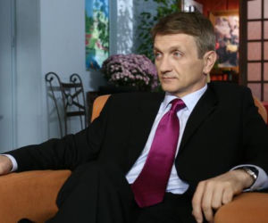 Plebania Janusz Tracz (Dariusz Kowalski)