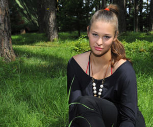 Anna Szymańczyk kiedyś i dziś. Tak aktorka zmieniała się od Pierwszej miłości do roli w Znachorze