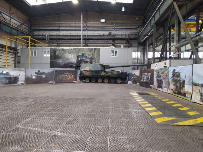 Pierwsze Borsuki wreszcie w wojsku. Szef MON: "111 Borsuków to nie jest nasze ostatnie słowo"