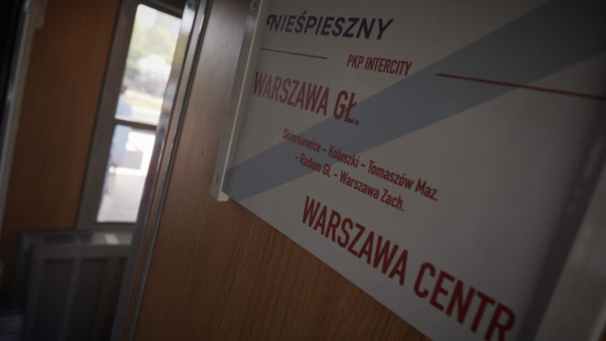 Jechałem legendarnym pociągiem. W środku jak kiedyś, aż trudno uwierzyć! Ludzie mówią wprost: „to były czasy”