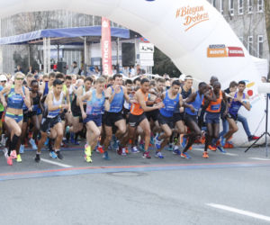 Warszawiacy pobiegli w maratonie
