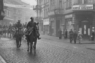 Toruń w latach 30. XX wieku! Magię grodu Kopernika widać na zdjęciach. Sentymentalna podróż