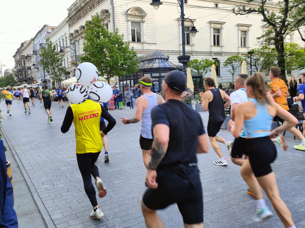 Rossmann Run 2025. Tłumy biegaczy wzięły udział w biegu ulicą Piotrkowską