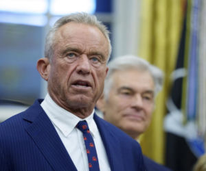 Szokujące wyznanie ministra zdrowia! Wciągałem kokainę z desek sedesowych