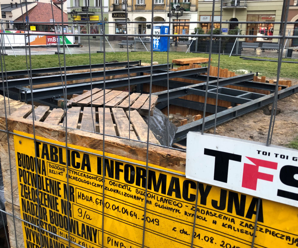 Nowy dach nad kaliską „dziurellą”