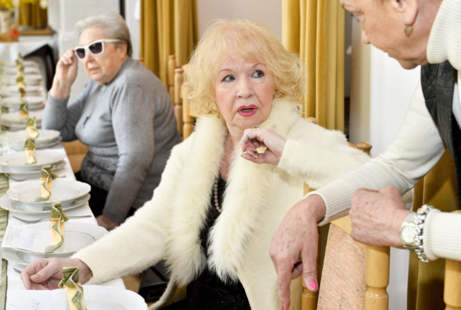 Żyła już tylko wspomnieniami o mężu