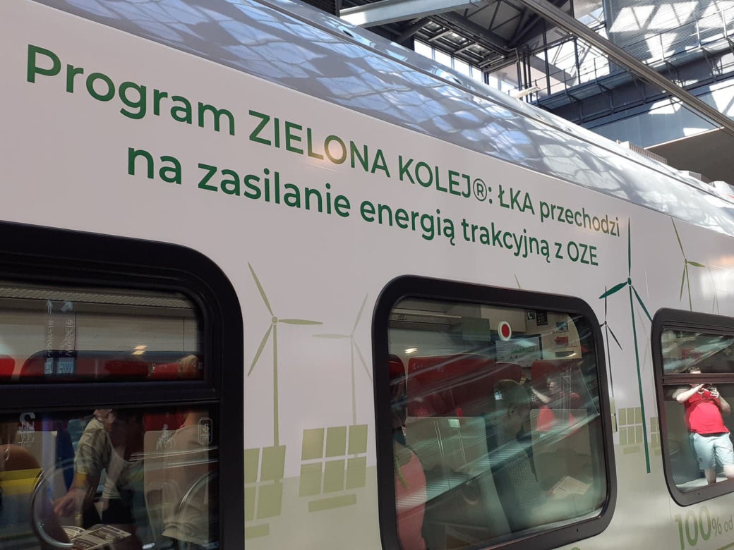 Z Łodzi do Spały pociągiem hybrydowym