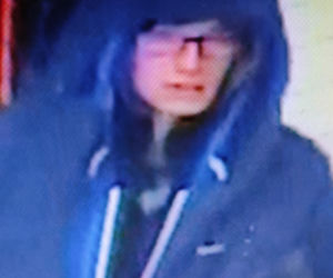 Policja z Bydgoszczy szuka tego ZŁODZIEJA! Zobacz jego zdjęcia