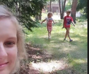 M jak miłość na planie. Pola (Hania Nowosielska), Misiek (Aleksandr Bożyk), Weronika (Ewelina Kudeń-Nowosielska)
