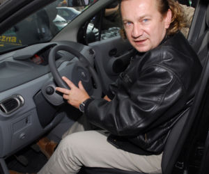 PAWEŁ KRÓLIKOWSKI