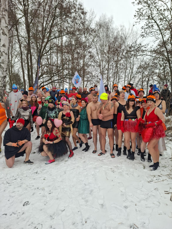 Historyczny I Zlot Morsów w Starachowicach