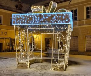 W Lublinie czuć klimat zbliżających się świąt. Iluminacje już świecą [GALERIA]