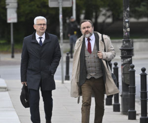 Politycy PiS jadą na wyjazdowe posiedzenie klubu