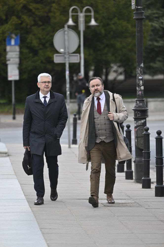 Politycy PiS jadą na wyjazdowe posiedzenie klubu