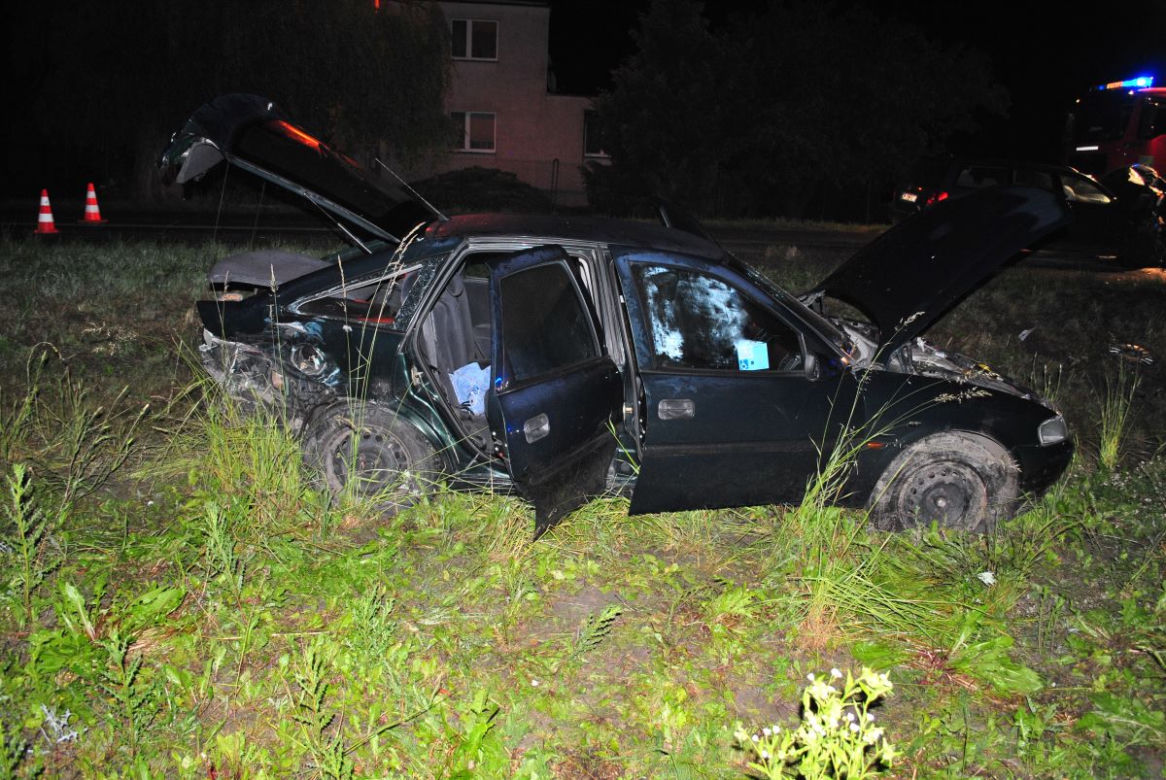 41-latek spowodował wypadek i... ledwo stał na nogach! Wydmuchał ponad 3 promile