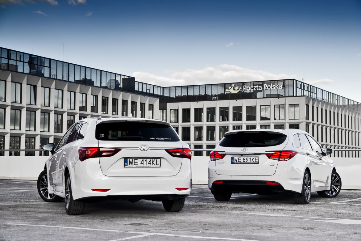 Hyundai i40 Wagon 1.7 CRDI  vs. Toyota Avensis Touring Sports 2.0 D-4D