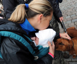 Katarzyna Bujakiewicz przykuła dziecko do budy