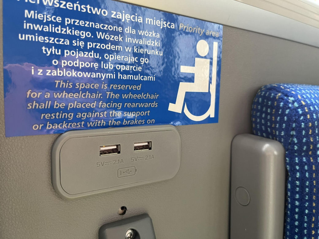 Elektryczny autobus Yutong U12 zadebiutował na ulicach Warszawy