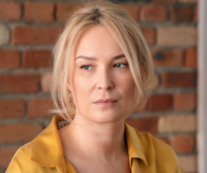 Barwy szczęścia odc. 3392 po wakacjach. Karolina (Marta Dąbrowska)