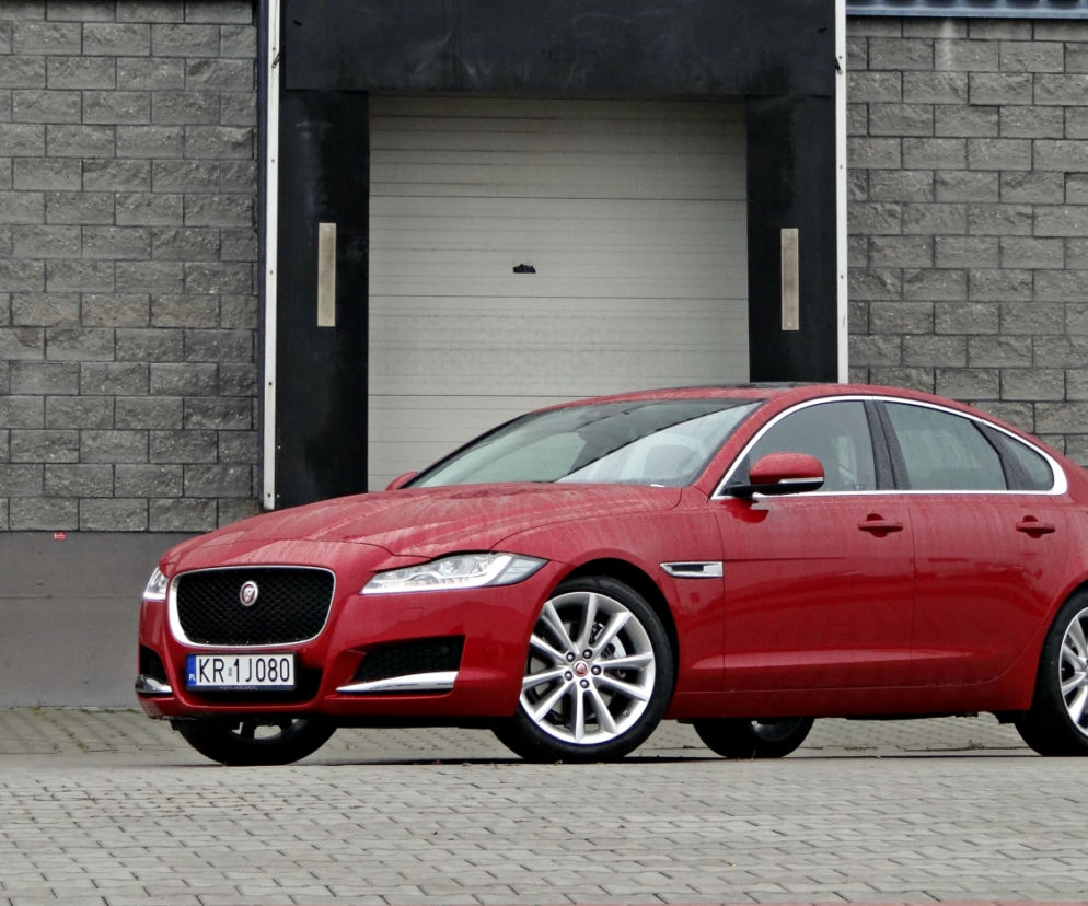 Jaguar XF 2.0 i4D 180 KM