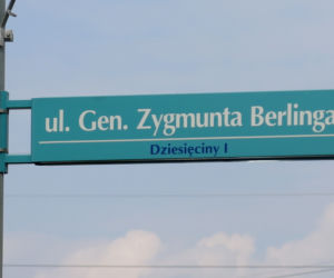 Czyszczą Polskę z komuny