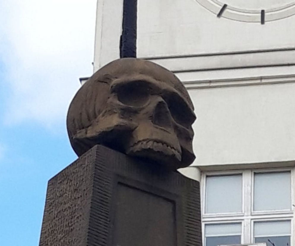 Obelisk przy Lindleya