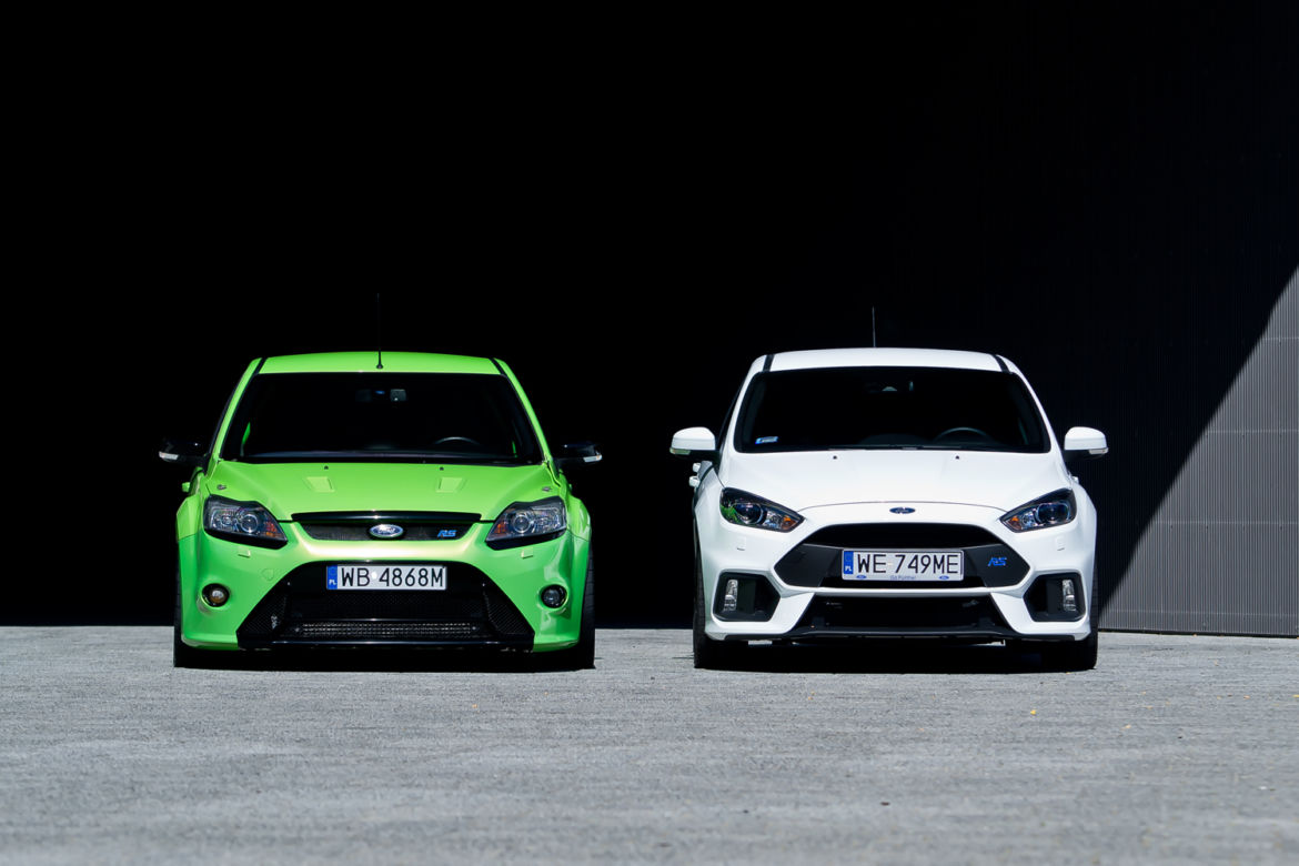 Ford Focus RS 2.3 EcoBoost i Ford Focus RS 2.5 Duratec