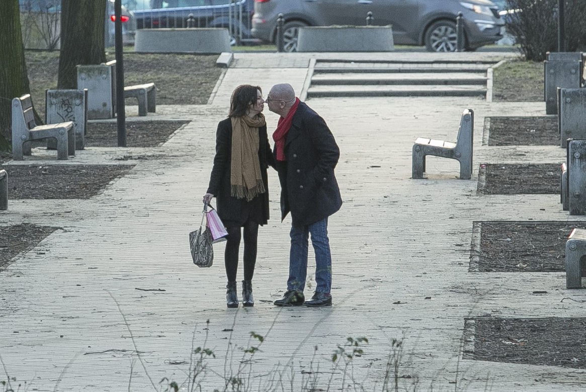 Premier kupił kwiaty a Kamiński bieliznę