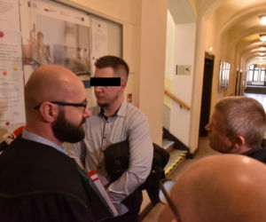 Początek procesu lekarzy oskarżonych o zaniedbania w sprawie śmierci 19‑letniego Olka z Grudziądza