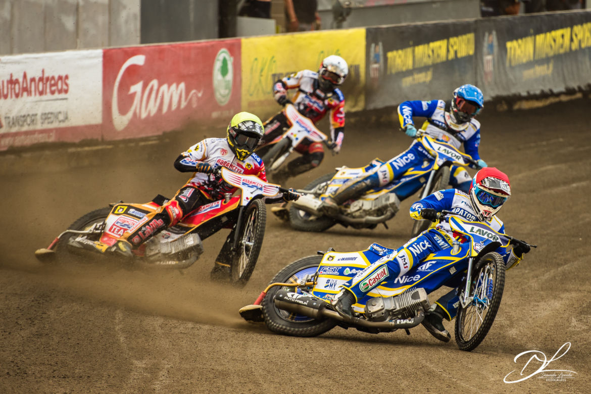 Apator Toruń pokonał Polonię Bydgoszcz. Tak wyglądały Derby Pomorza na Motoarenie
