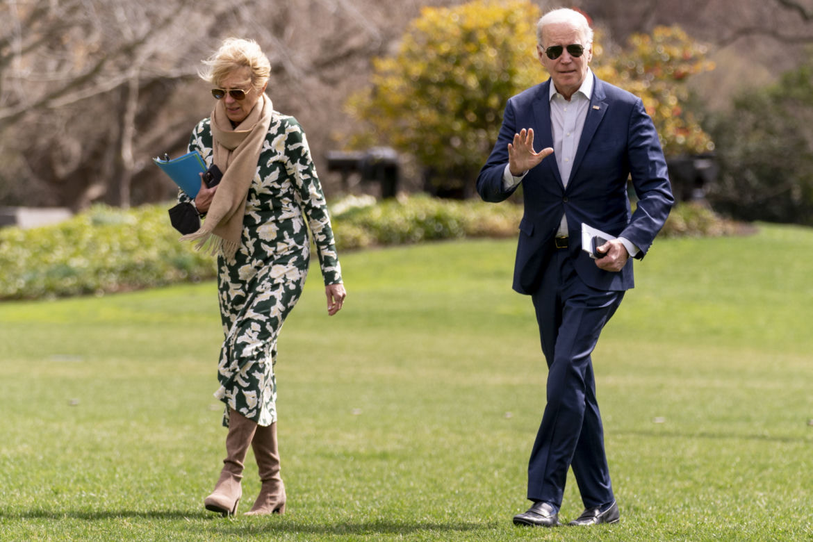 Porównanie stylu pierwszych dam: Jill Biden i Agaty Dudy. Która ubiera się lepiej?