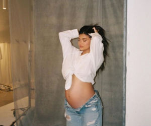 Kylie Jenner urodziła! Miliarderka pokazała wzruszające zdjęcie i zdradziła płeć dziecka!