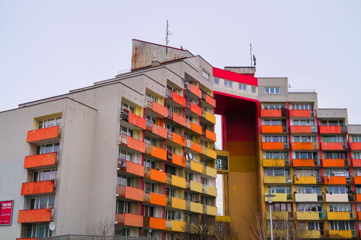 Brama Słońca w Tychach - postmodernistyczny symbol miasta