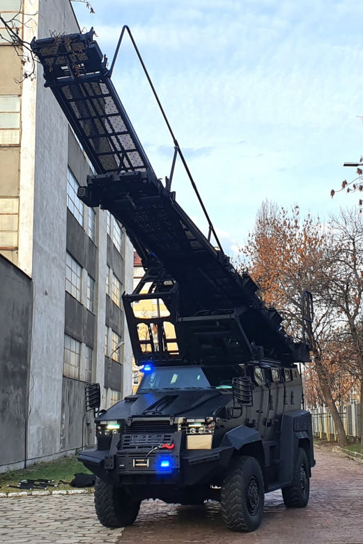 Lekki transporter opancerzony TUR VI