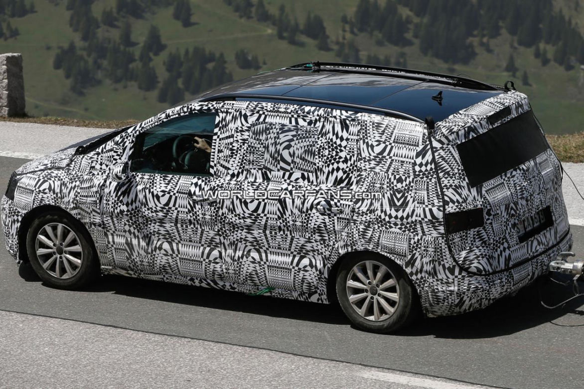 Volkswagen Touran 2015