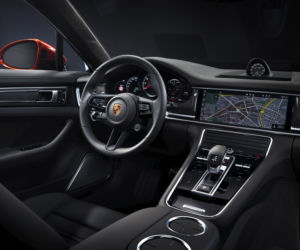 (2020) Porsche Panamera po liftingu 