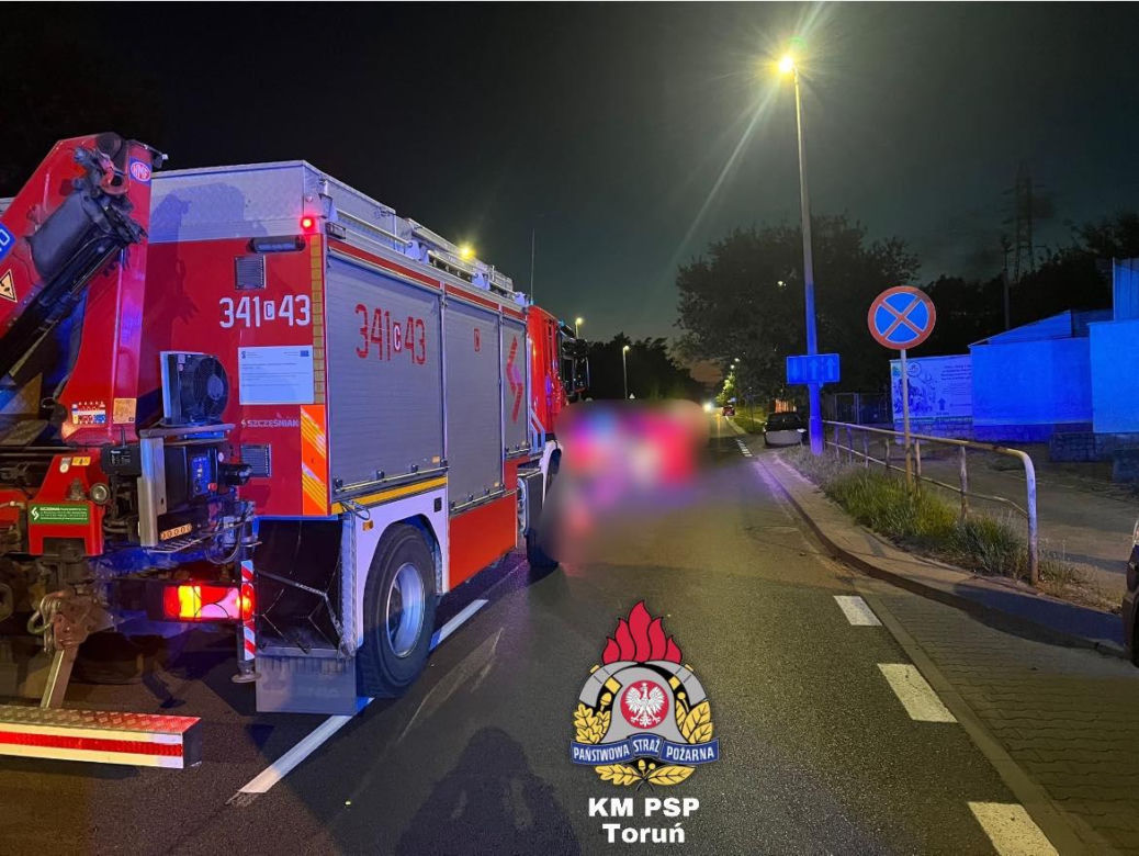 Śmiertelny wypadek na Szosie Bydgoskiej w Toruniu. Pieszy zginął na pasach